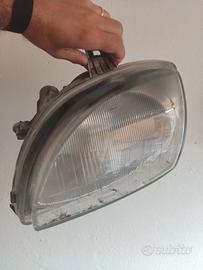 Fari dx e sx Fiat 600