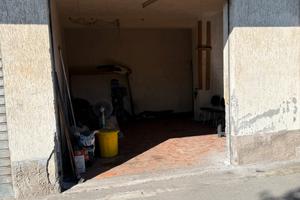 Ampio Deposito / Garage