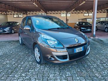 Renault Scenic X-Mod 1.5 dCi 110CV NAVI Dynamique