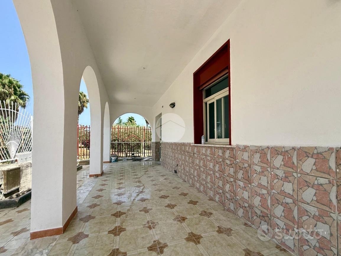 Casa – Carini, Villagrazia di Carini - Altro