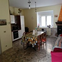 Casa indipendente con 7.000 mq di terreno, fienile