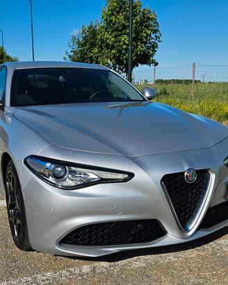 Alfa Romeo Giulia 2.2 Turbodiesel 190 CV AT8 Execu