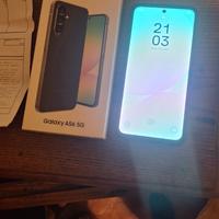 Samsung galaxy a 56 con un mese di vita 