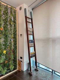 Scala decorativa vintage in legno