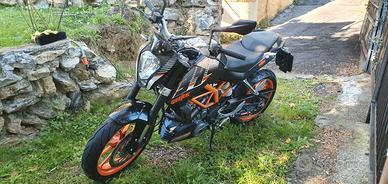 Moto Ktm Duke 390