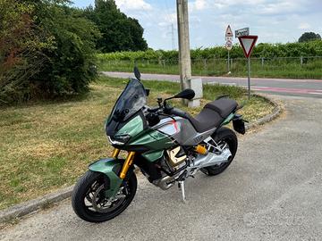 Moto Guzzi V100 - 2025