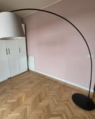 Lampada da terra ad arco IKEA