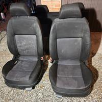 interni Volkswagen Golf 4