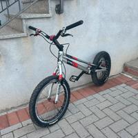 Bici da trial Jitsie race 20 hs/disc