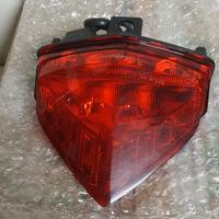 Fanale posteriore fanalino coda Honda CB1000r 