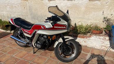 Honda Bol d’or 900