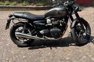 Triumph Street Twin 2020 - patente A2