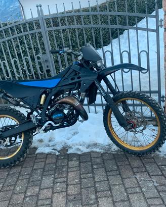 Smembro fantic e pezzi am6