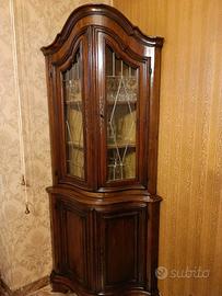 angoliera in stile noce massello e vetri piombo