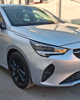 Opel Corsa 1.2 Design & Tech