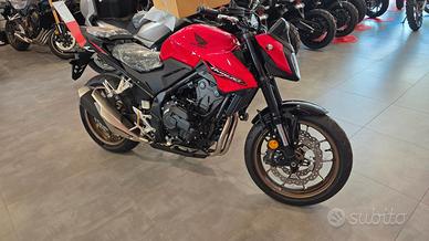 Honda CB 500 Hornet e-clutch