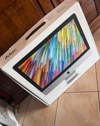 iMac 21,5  display 4K 1TB caratteristiche in foto