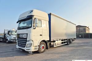 DAF XF 106 480 centina e sponda caricatrice