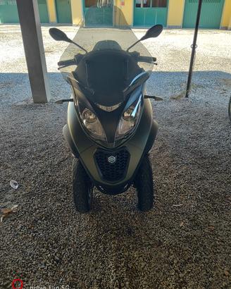scooter Piaggio mp3 350