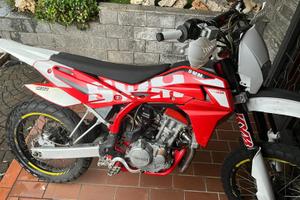 SWM Rs 125 R