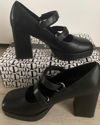 scarpe nere con tacco stile Mary Jane