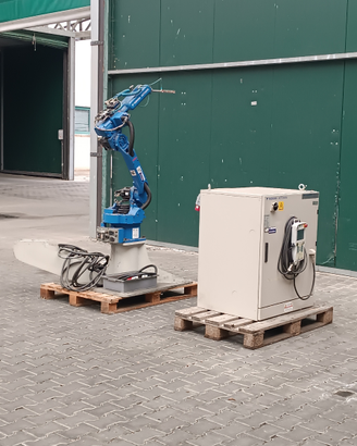 Braccio robotico industriale yaskawa