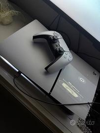 Volante completo più PlayStation cinque