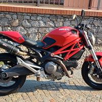 Ducati Monster 696+ - 2011