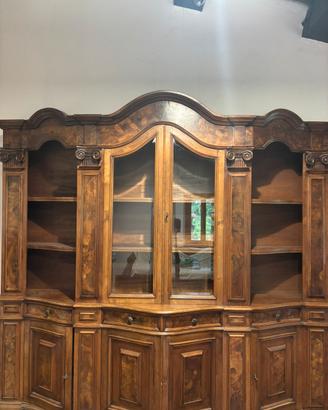 Mobile credenza