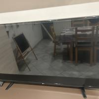 Televisore 49 pollici