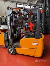 Muletti carrelli elevatori