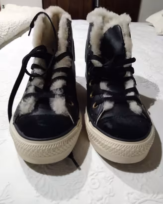 Scarpe sportive Converse originali in pelle