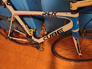 bici da corsa cube
