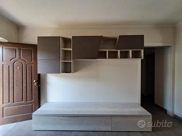 Mobile a parete 3 metri stile moderno – super capi