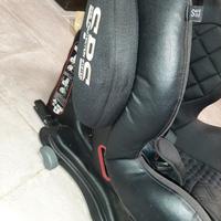 Seggiolino auto con attacchi isofix