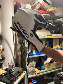 CASCO CROSS NUOVO CON ETICHETTA