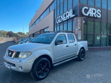 Nissan Navara 2.5 dCi 4 porte Double Cab LE CAMBIO
