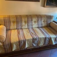 Divano modello ottomana fine ‘800