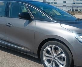 Renault Grand Scenic Blue dCi 120 CV Sport Edition