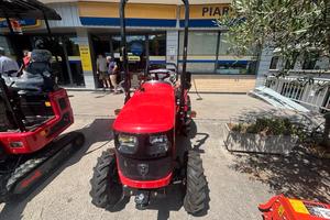 TRATTORE A. CARRARO PANTHER 26M