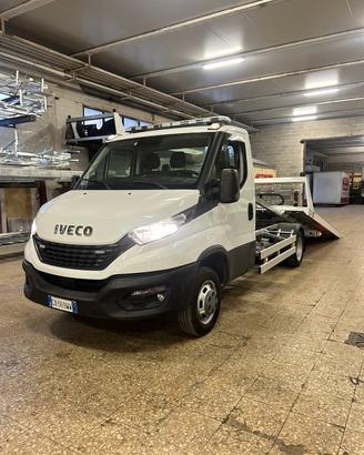 Iveco Daily 35C14 CARROATTREZZI
