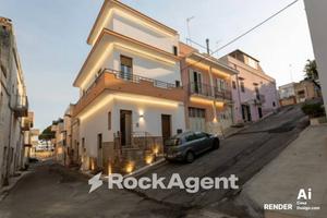 FABBRICATO DI ANTICA COSTRUZIONE RISTRUTTURATO