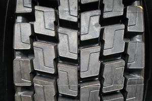 GOMME AUTOCARRO-TRUCK RICOSTRUITE MARANGONI 