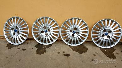 Copricerchi Grande punto