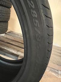 gomme pirelli pzero 285 35 22