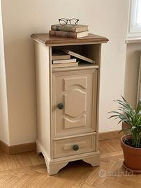 Mobiletto a colonna top in legno