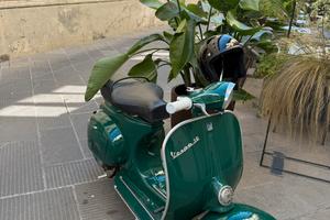 Vespa 50 lusso
