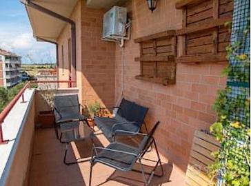 POMEZIA BILOCALE ARREDATO Con BALCONE/P.AUTO