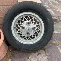 CERCHI E GOMME VW MAGGIOLONE KARMANN BOXTER 1973