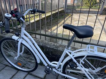 bici della decathlon usata pochissimo